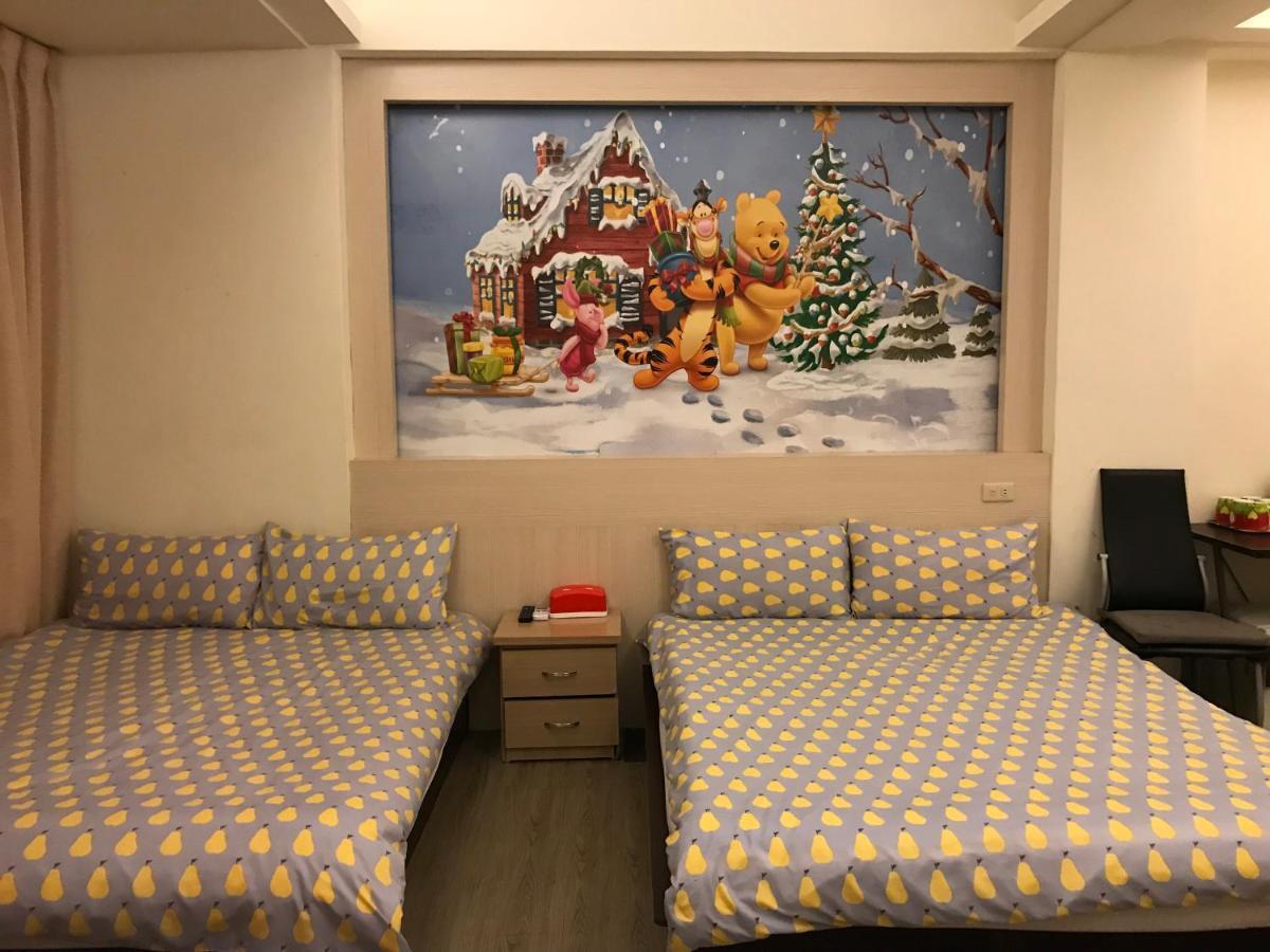 Mickey House-Fuxing Apartman Tajcshung Kültér fotó