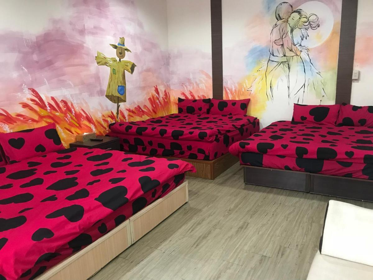 Mickey House-Fuxing Apartman Tajcshung Kültér fotó