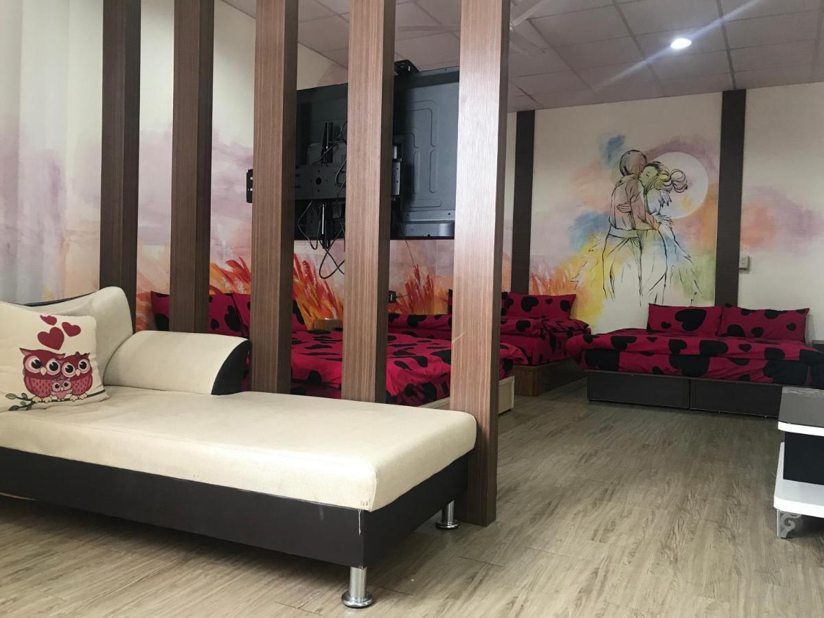 Mickey House-Fuxing Apartman Tajcshung Kültér fotó