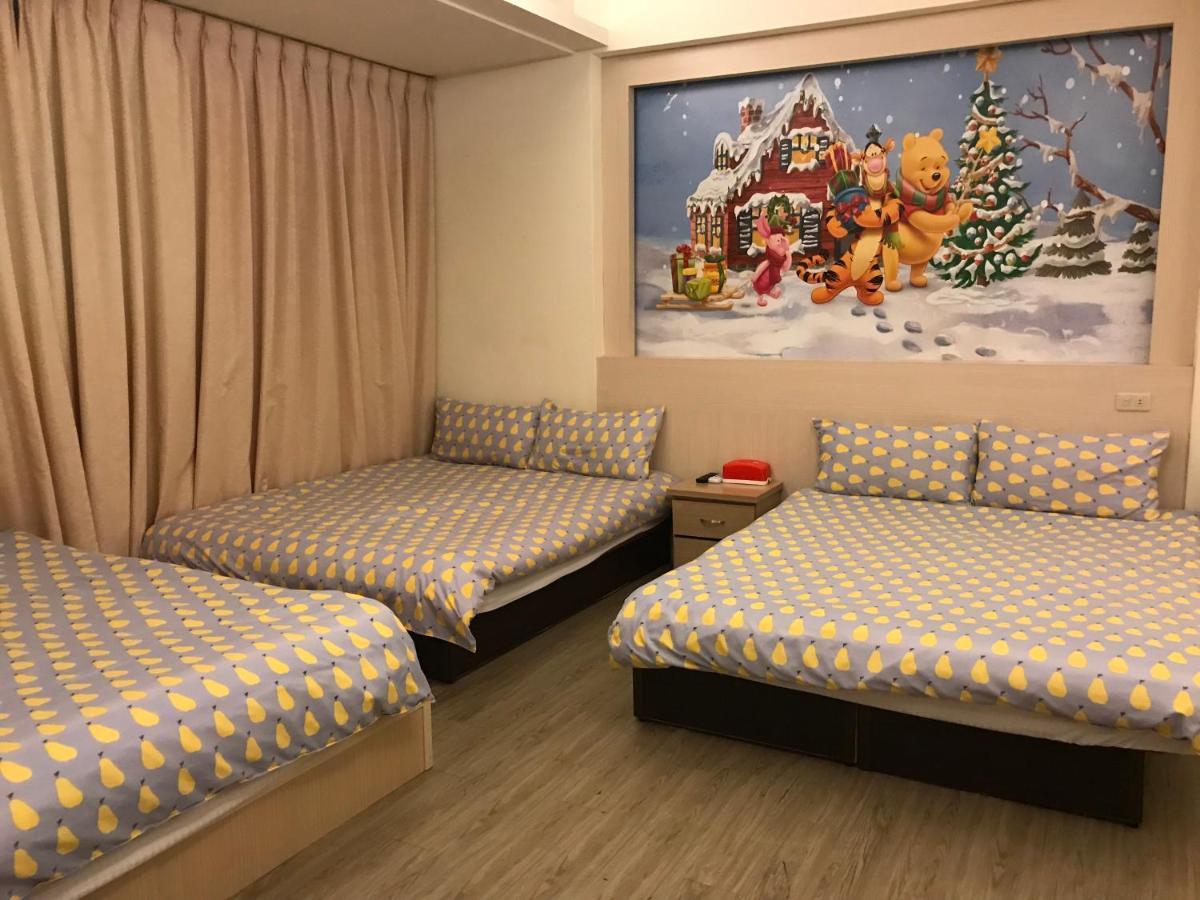Mickey House-Fuxing Apartman Tajcshung Kültér fotó